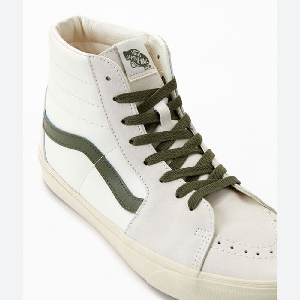 Men’s Marshmallow Vans Vintage Pop Sk8-Hi Shoes